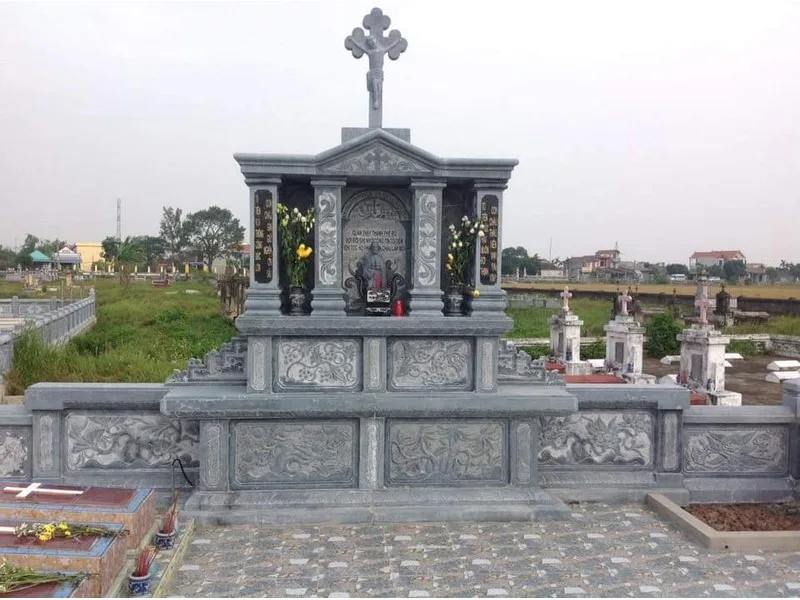 Mộ Công Giáo