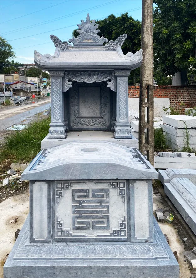 Mộ Đơn Có Mái